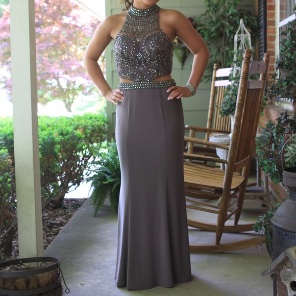 PROM DRESS - Picture 2 of 2